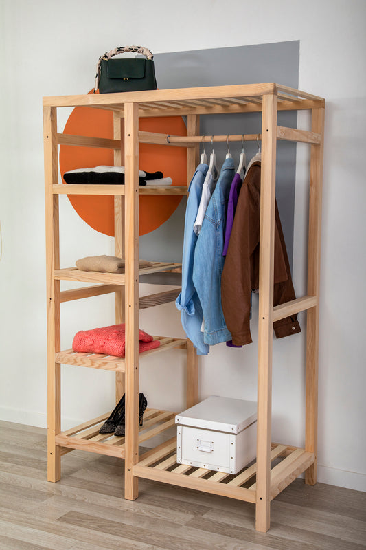 Armoire ouverte en pin massif fabriquée à la main avec étagères et cintre Randa 55