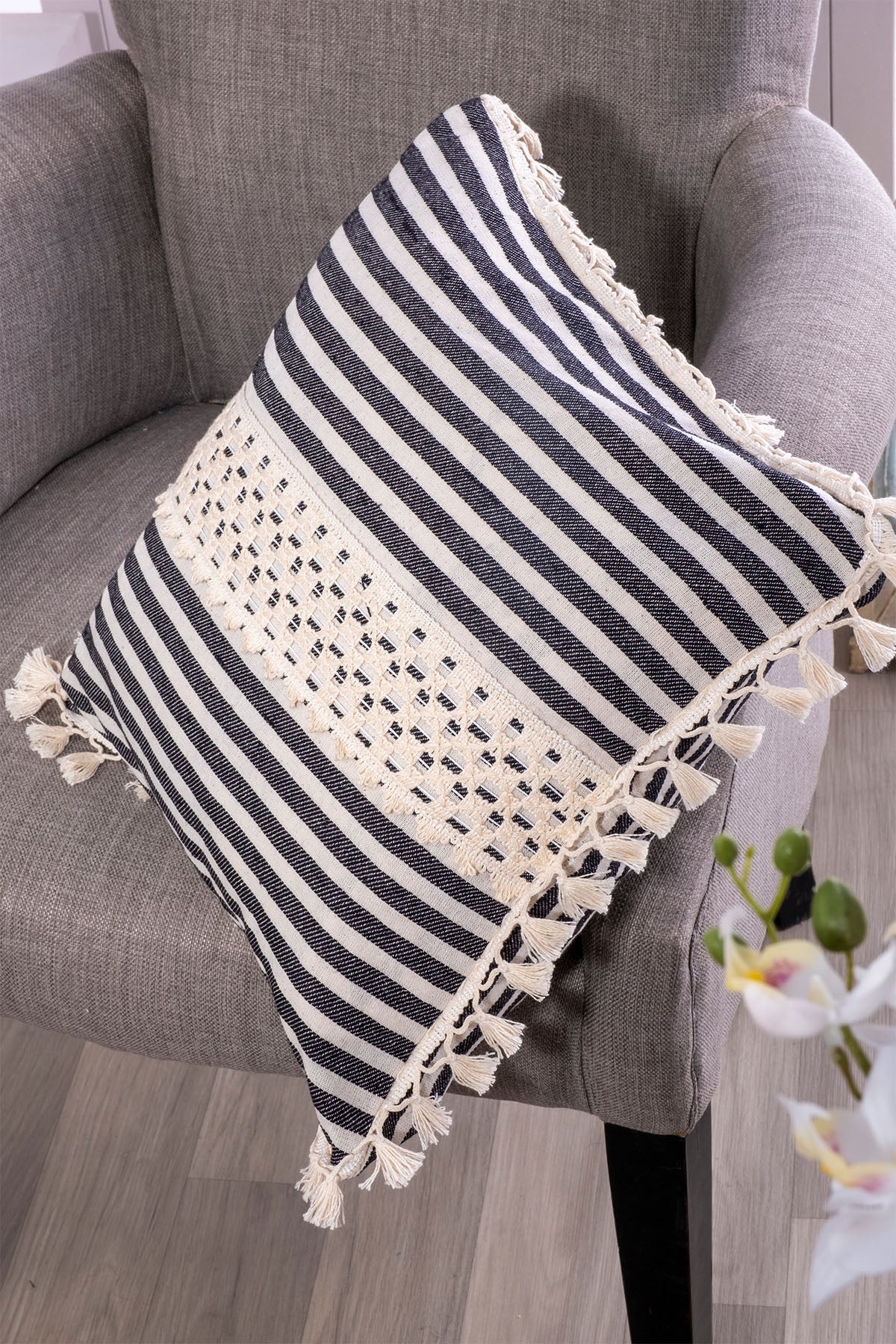 pillowcases, pillow shams, cushion pillow cases, living room linens, living room textile