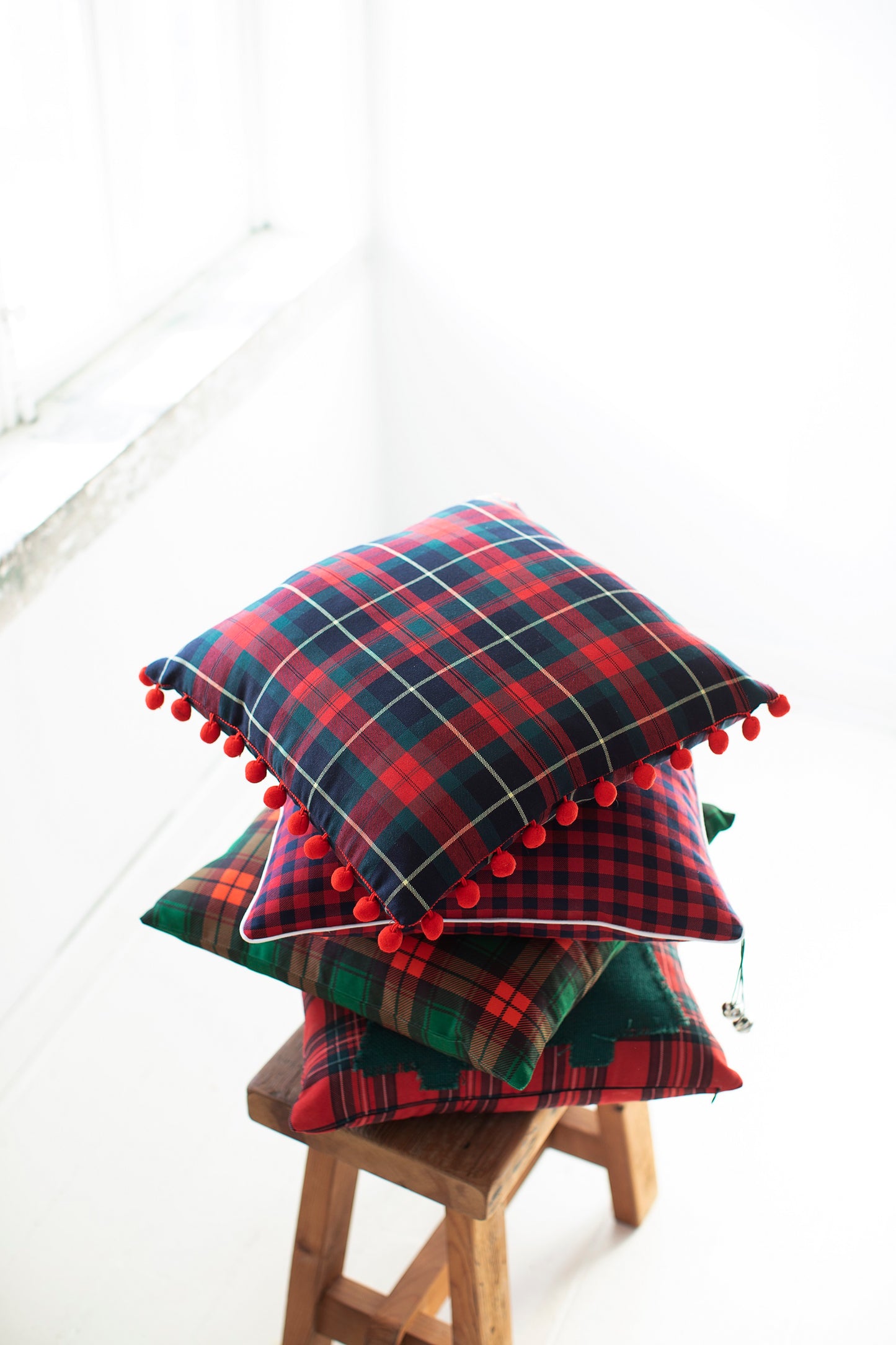 Christmas Themed Stylish Cushion Throw Pillow