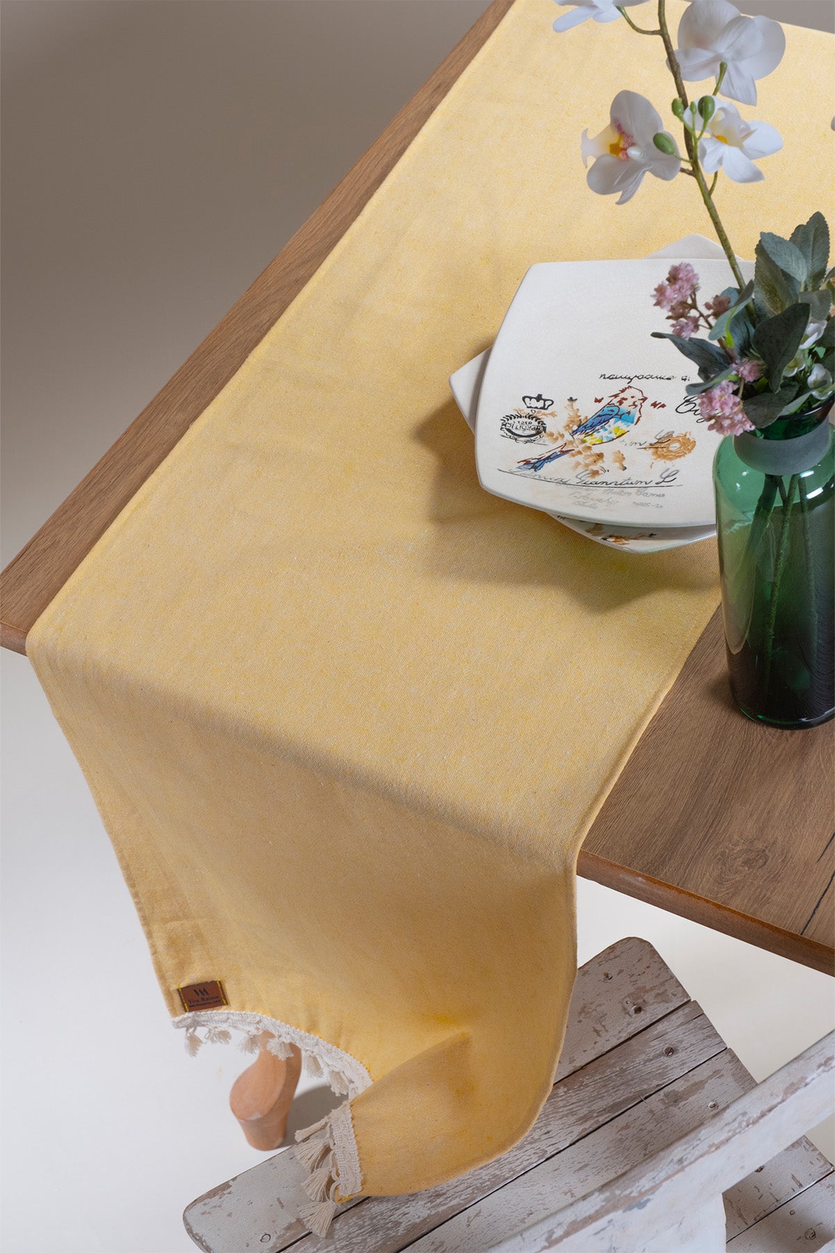 tablecloth, table runner, runners, kitchen linens, kithchen textile, pompom edge