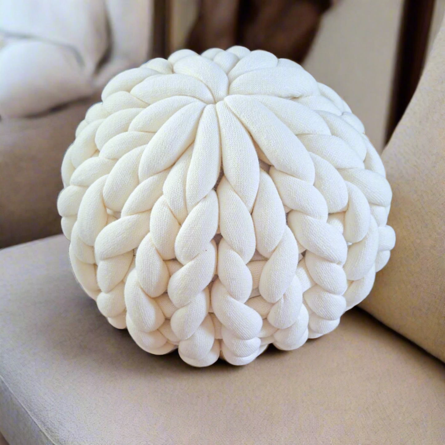 Knitted Pouffe Round Ottoman Romeo