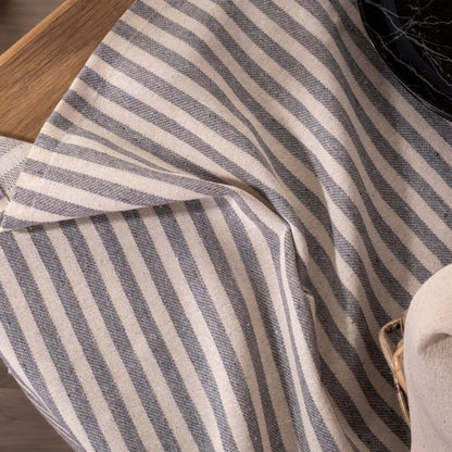tablecloth, table runner, runners, kitchen linens, kithchen textile, pompom edge