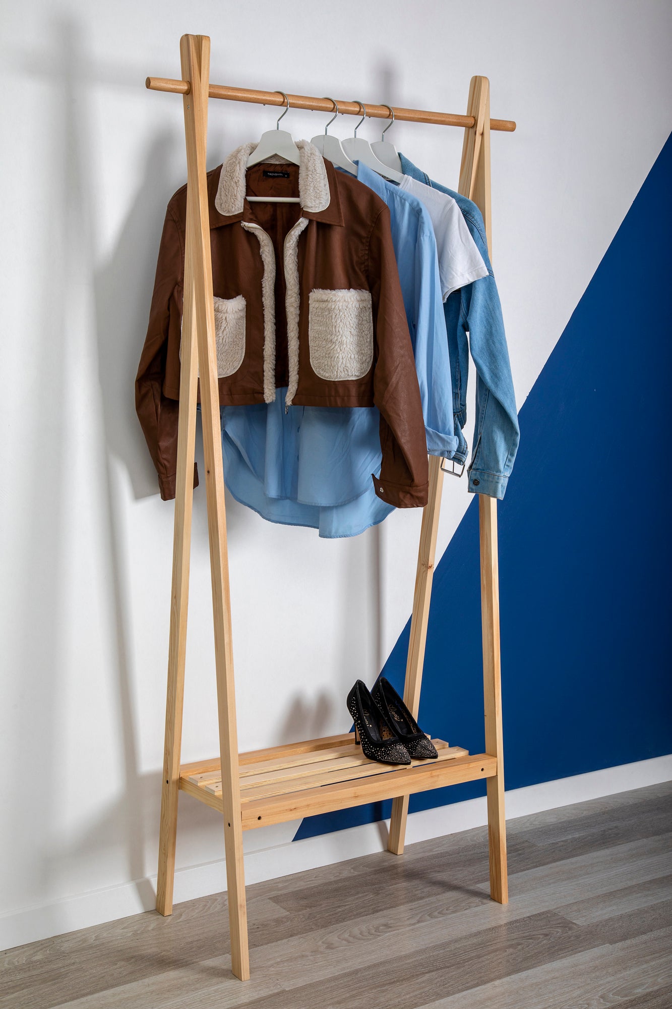 Coat hanger stand hot sale with shoe rack